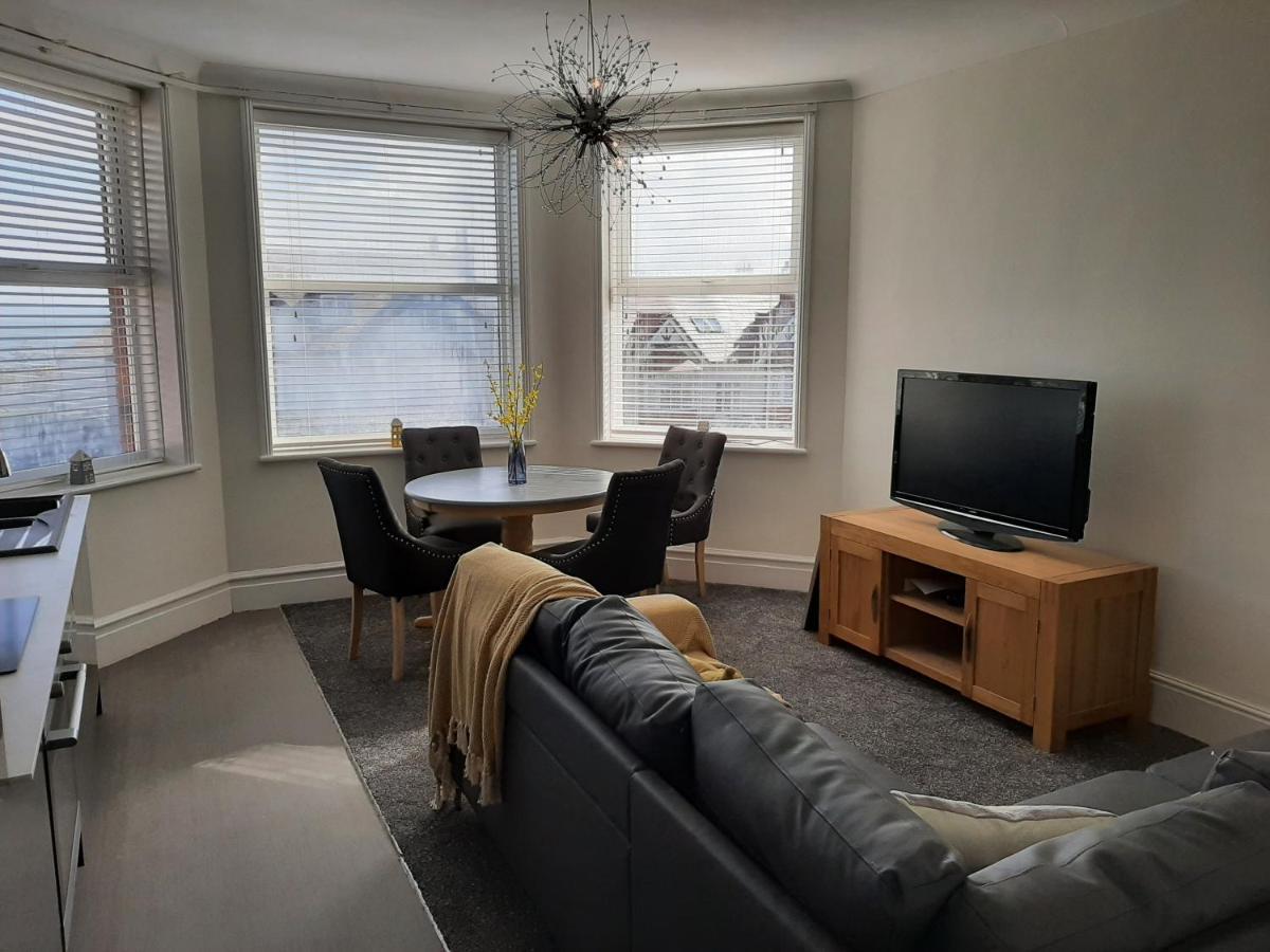 Beachmount Holiday Apartments Colwyn Bay Buitenkant foto