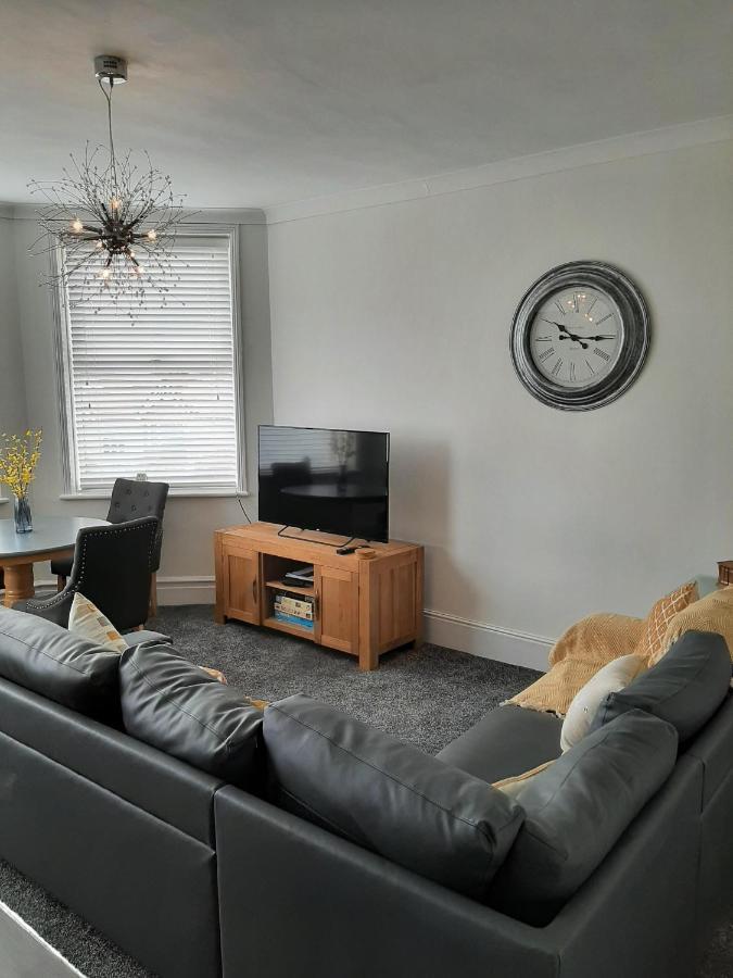 Beachmount Holiday Apartments Colwyn Bay Buitenkant foto