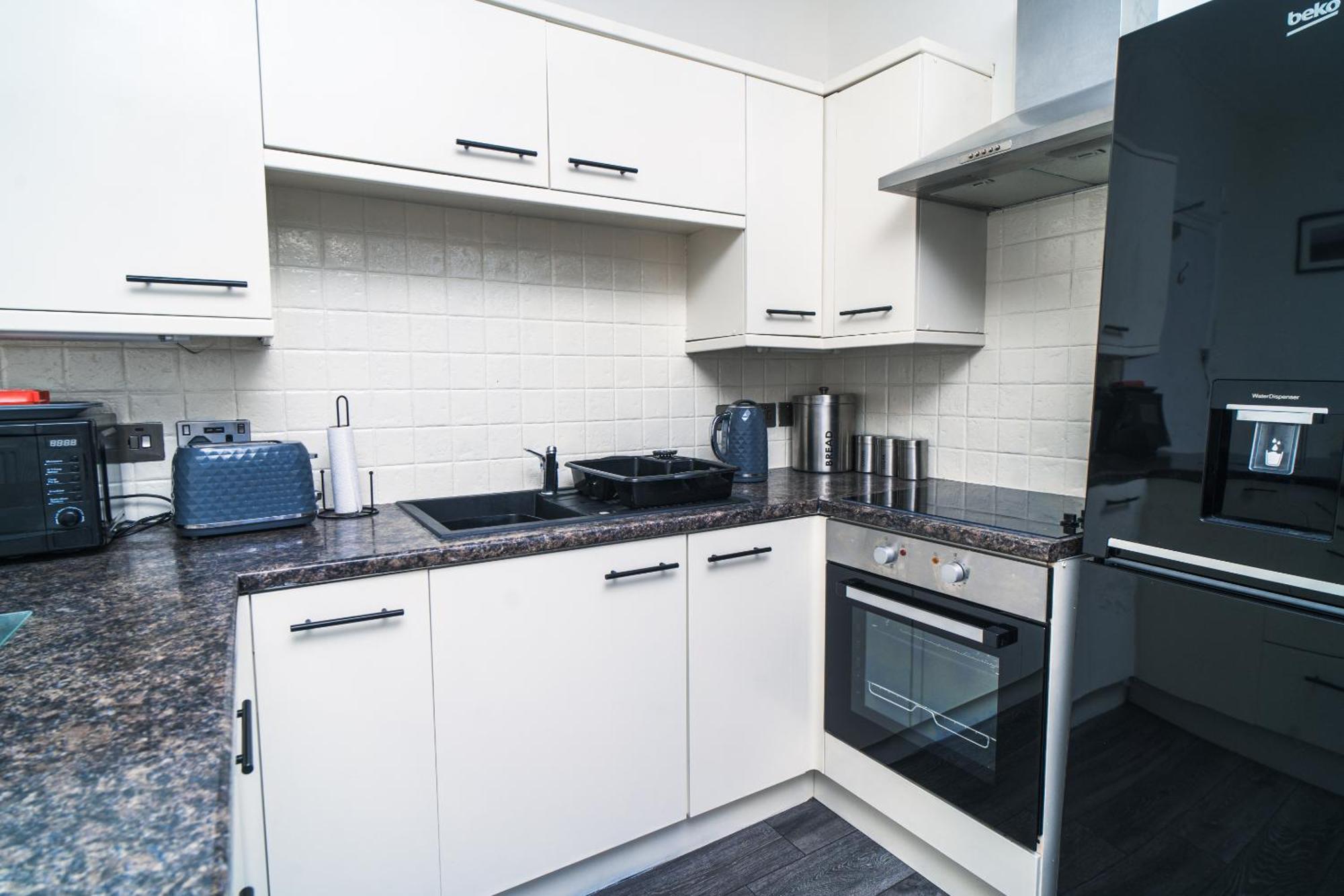 Beachmount Holiday Apartments Colwyn Bay Buitenkant foto